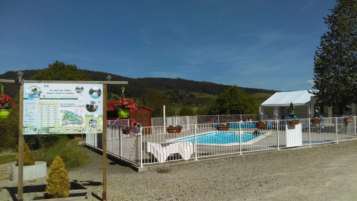 Image 2 : CAMPING LA CIGALE DE L'ALLIER