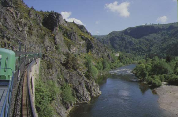 Image 0 : GORGES DE L'ALLIER