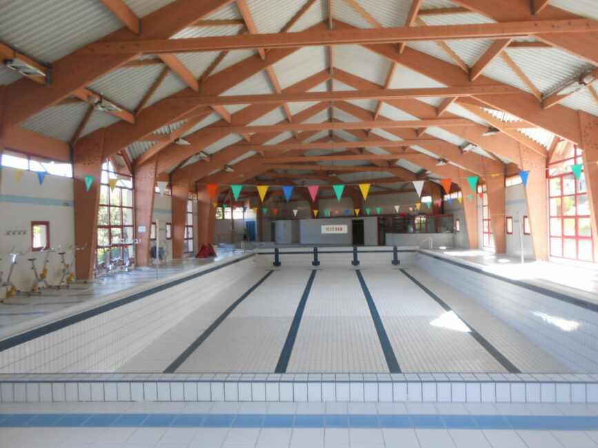 Image 3 : PISCINE OREADE