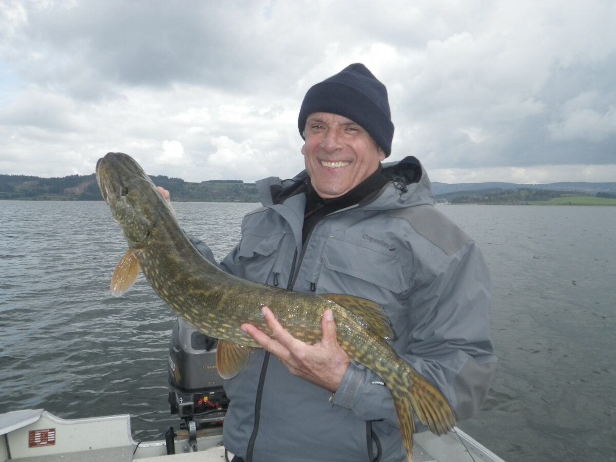 Image 4 : GUIDE DE PÊCHE LAC DE NAUSSAC