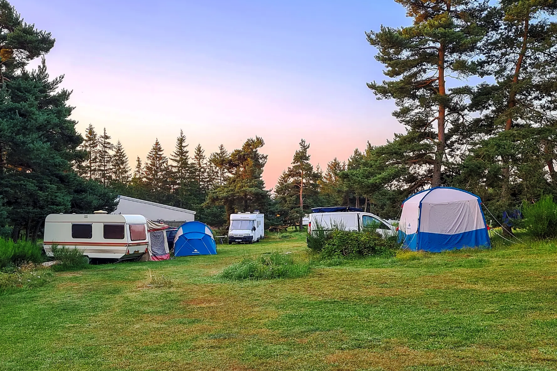 Image 2 : CAMPING DE LA RODE