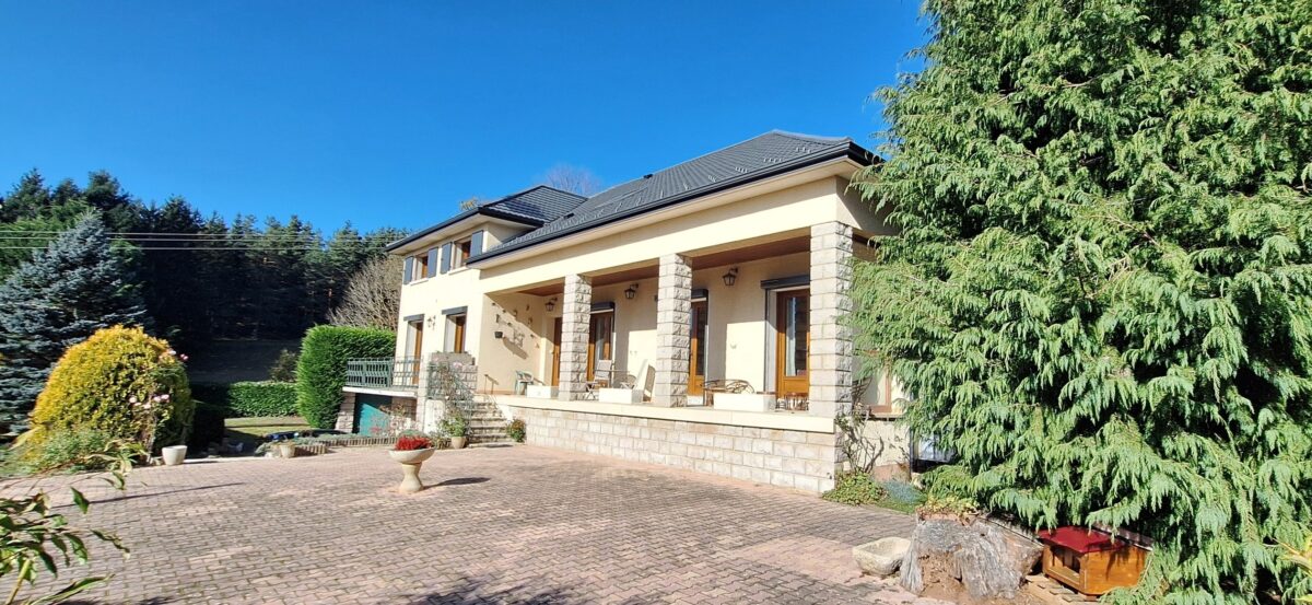 Image 1 : LA VILLA DES SOURCES