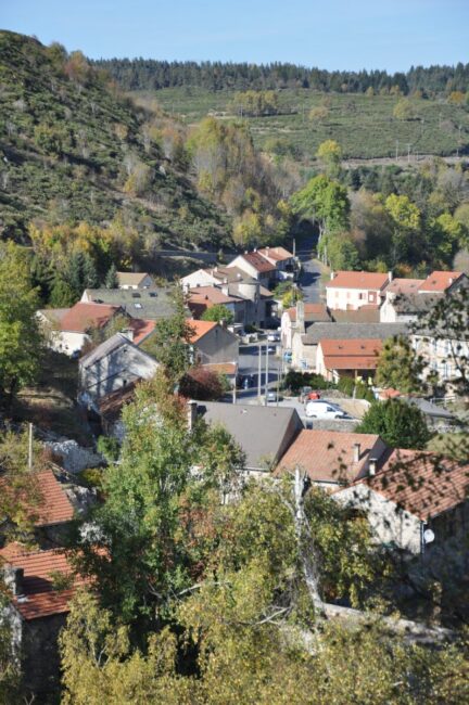 Image 1 : CHEYLARD L'ÉVÊQUE EN FÊTE