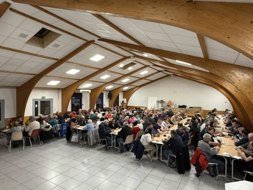 Image 0 : CONCOURS DE BELOTE