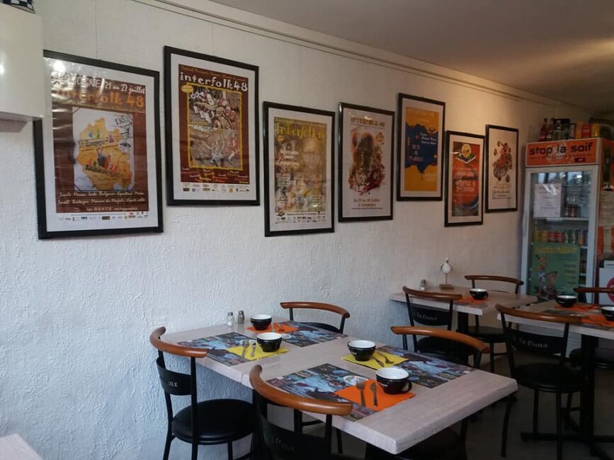 Image 0 : FAIRE TAIRE