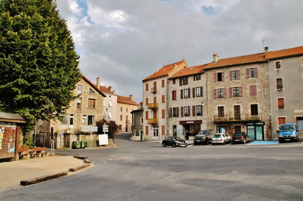 Image 0 : VIDE-GRENIER ÉCOLE GUY MARTIN