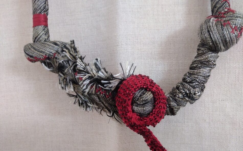 Image 0 : EXPOSITION AUTOUR DE LA TRAME - MARTINE THIBAUT