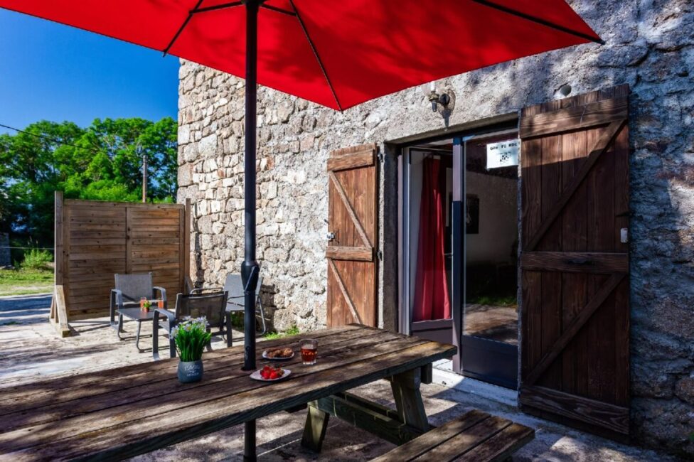 Image 0 : FEMINIER JOEL 5 - STUDIO