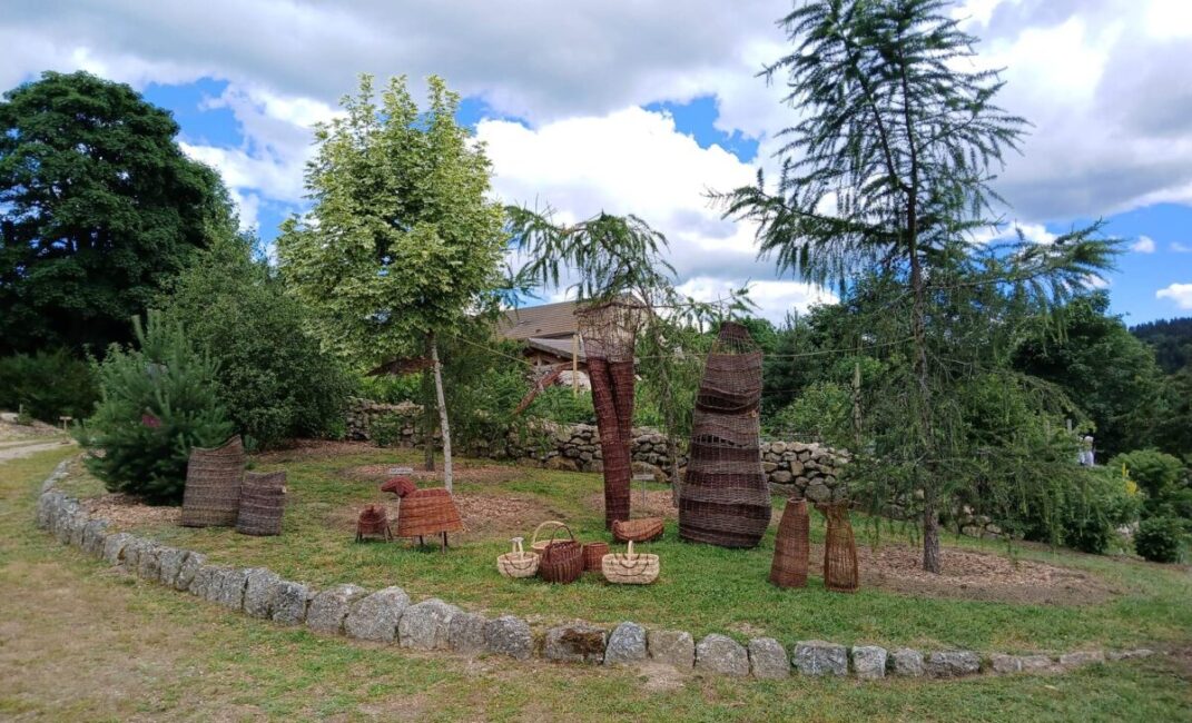 Image 0 : LA PASSERELLE 48