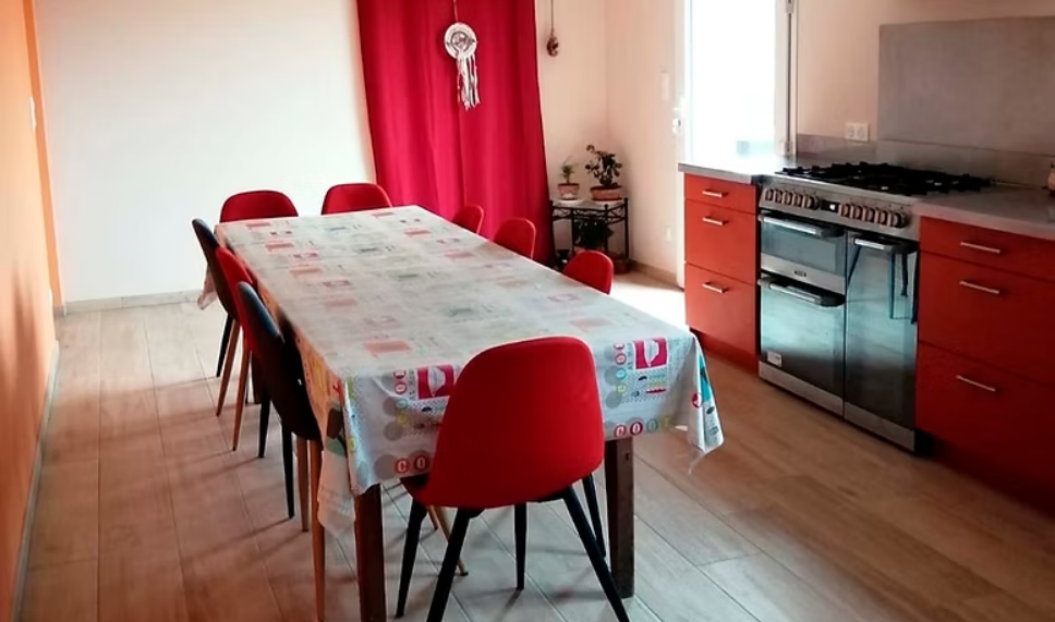 Image 1 : LA PASSERELLE 48