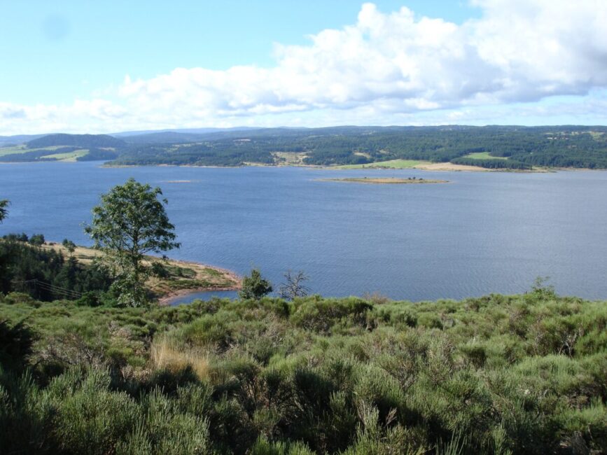 Image 4 : LAC DE NAUSSAC