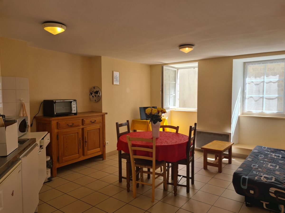 Image 2 : PETIT TOUR DE VILLE 2