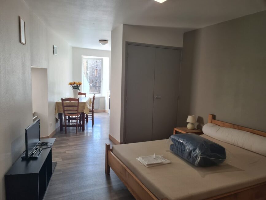 Image 3 : PETIT TOUR DE VILLE 4